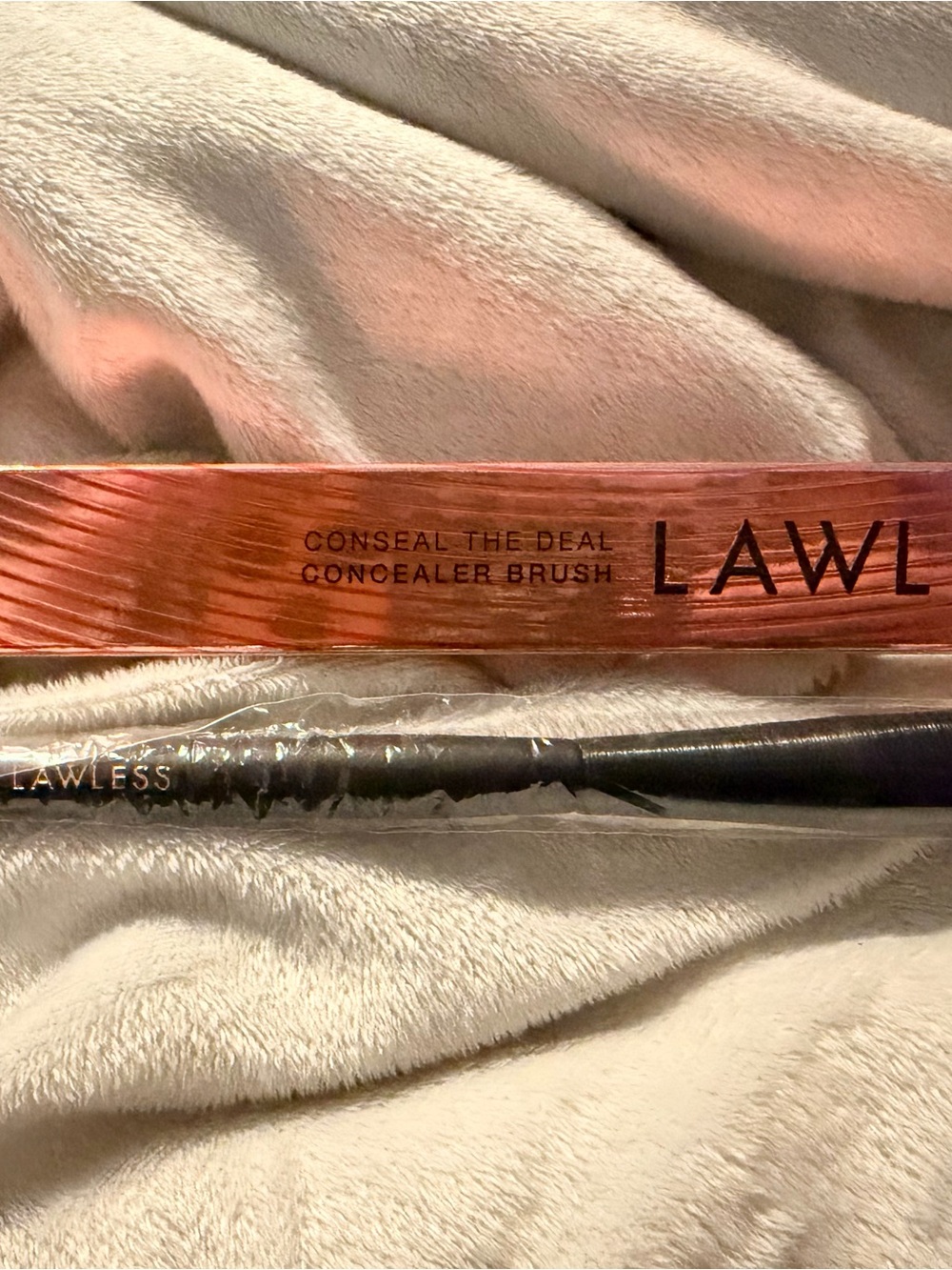 NEW Lawless Concealer Brush